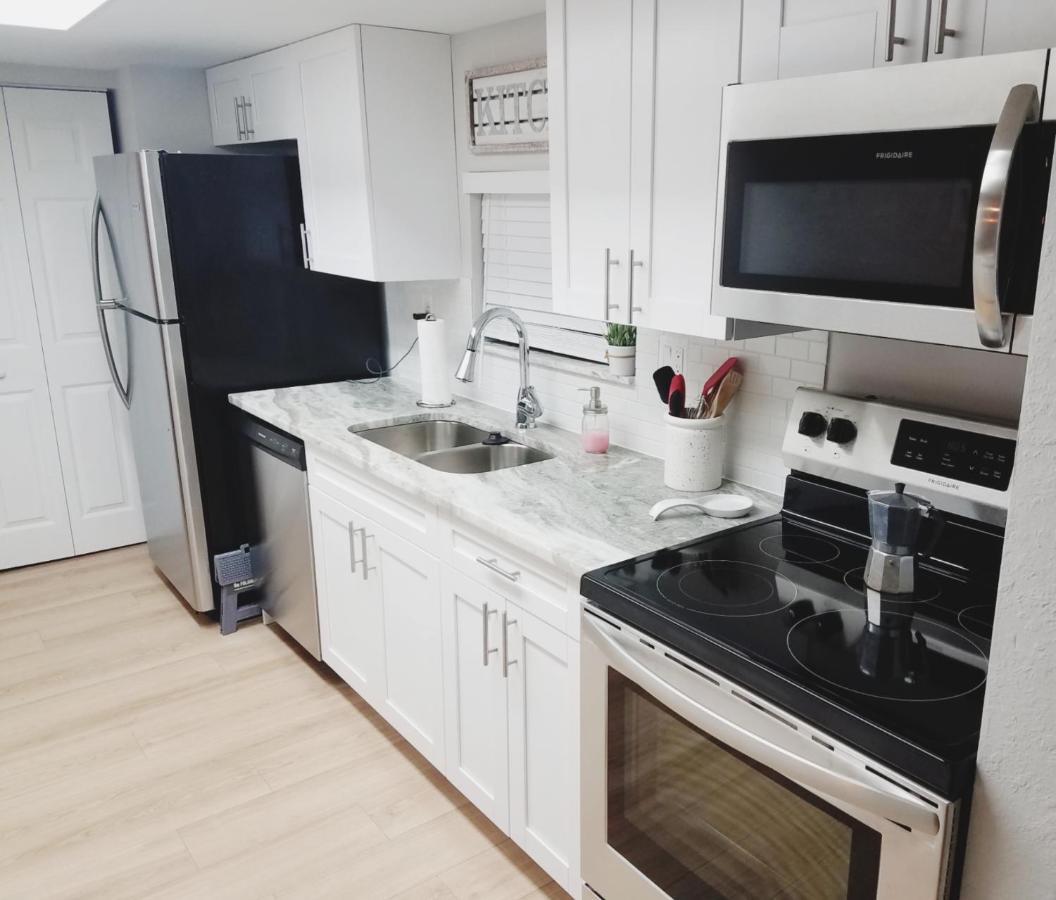 Cozy 3 Bed 2.5 Bath Located Near Busch Gardens Apartment Tampa Ngoại thất bức ảnh