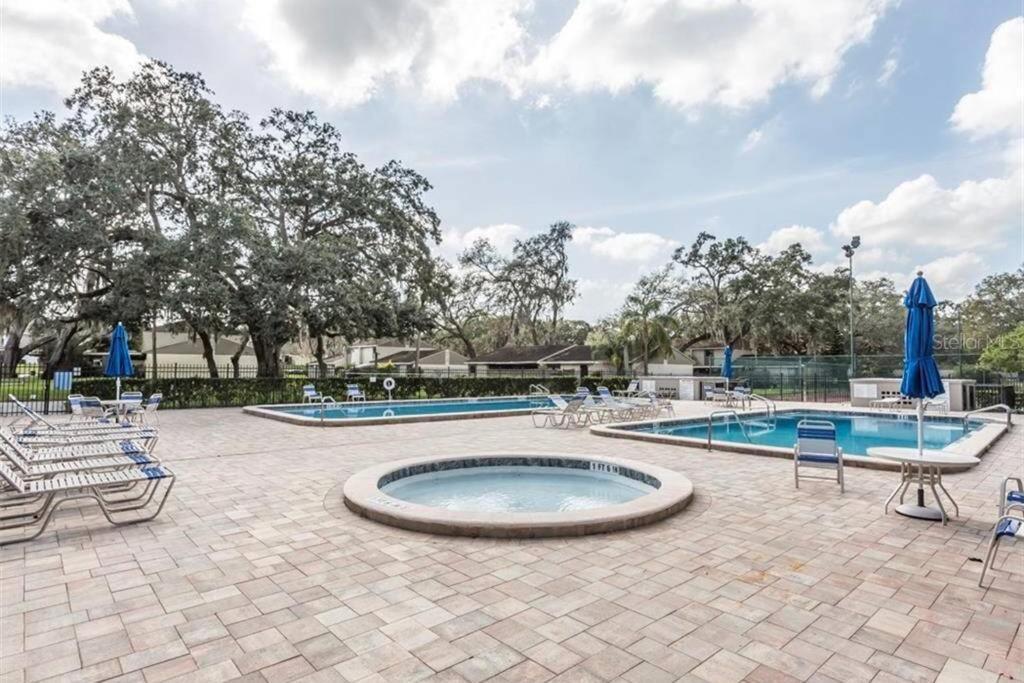 Cozy 3 Bed 2.5 Bath Located Near Busch Gardens Apartment Tampa Ngoại thất bức ảnh