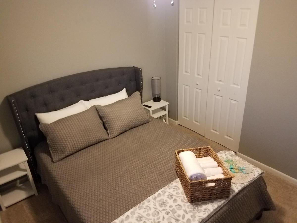 Cozy 3 Bed 2.5 Bath Located Near Busch Gardens Apartment Tampa Ngoại thất bức ảnh
