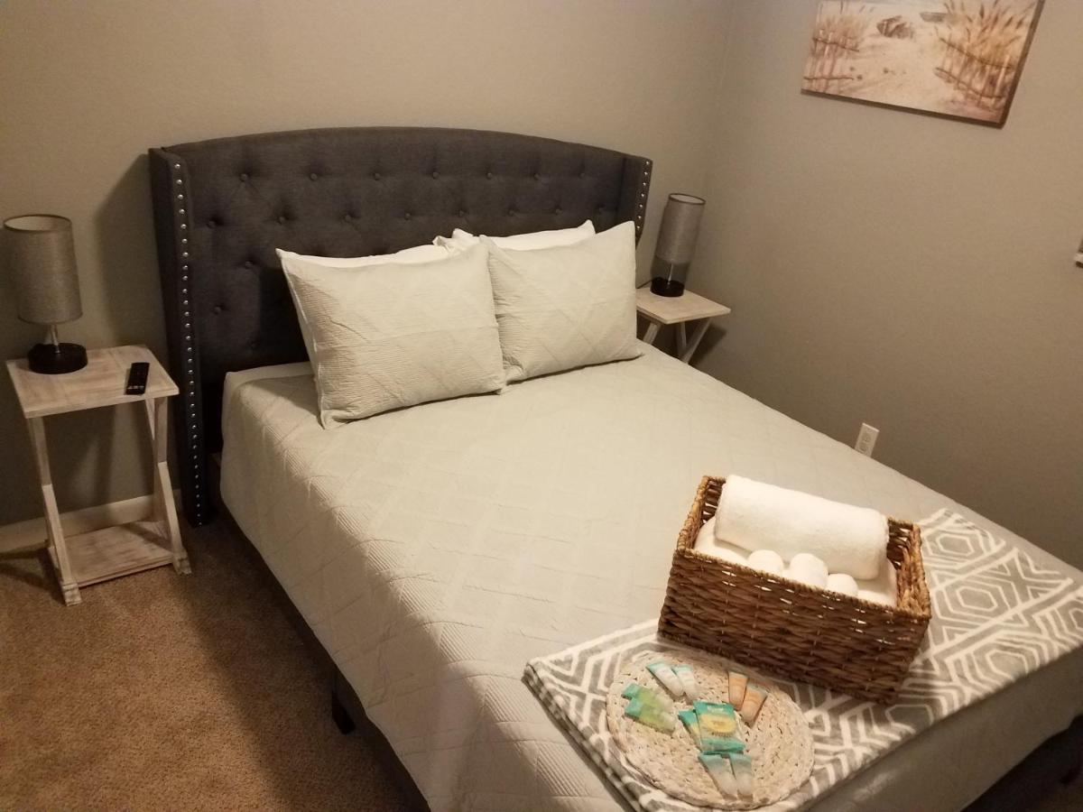 Cozy 3 Bed 2.5 Bath Located Near Busch Gardens Apartment Tampa Ngoại thất bức ảnh