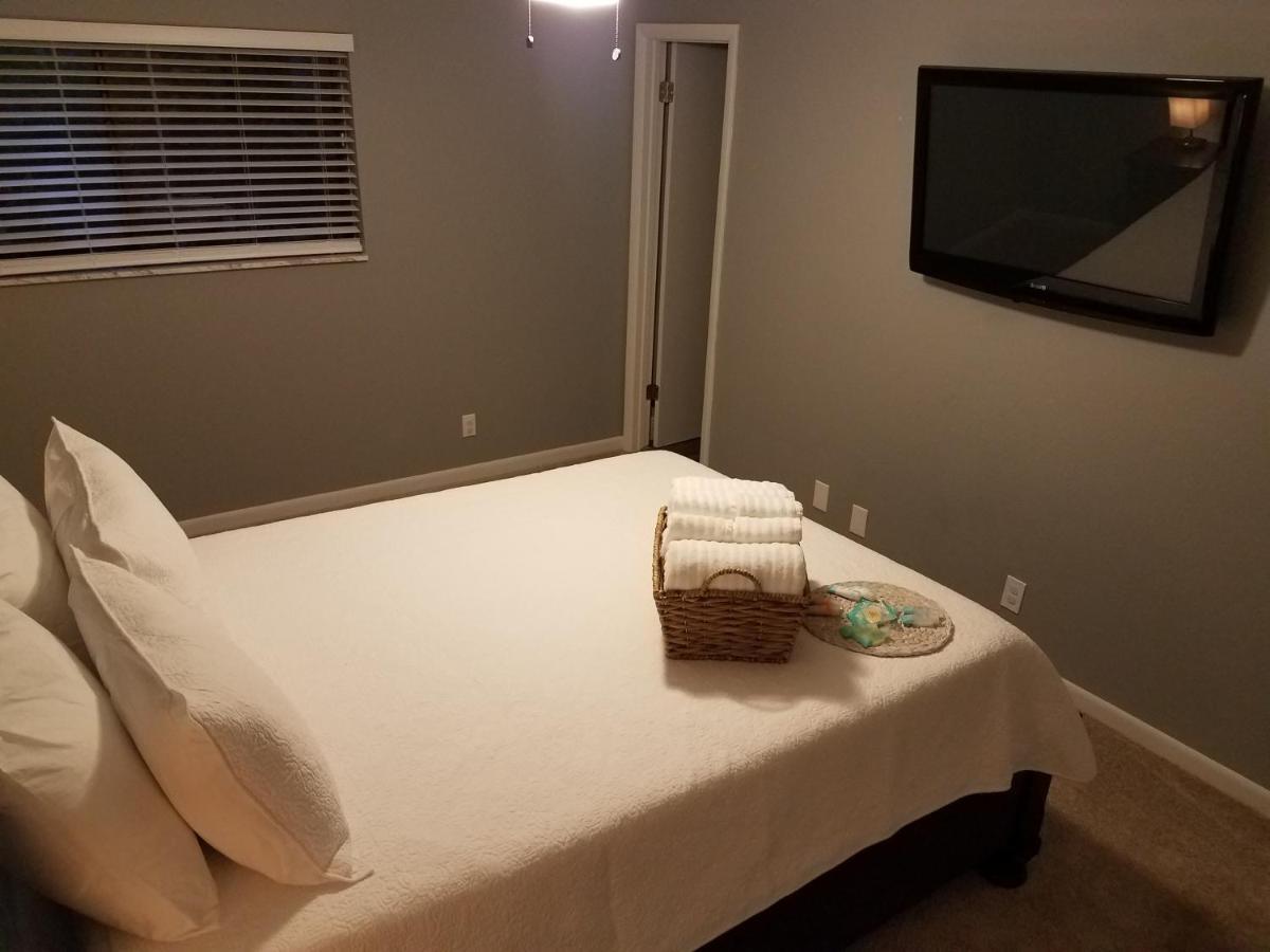 Cozy 3 Bed 2.5 Bath Located Near Busch Gardens Apartment Tampa Ngoại thất bức ảnh